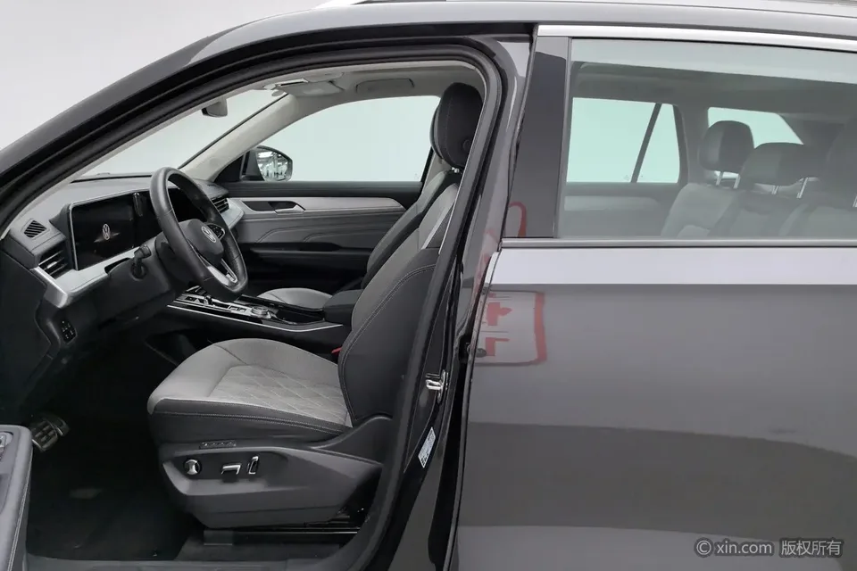 Volkswagen Patrol 2023 Lanxun 380TSI 4WD R-Line Touring Edition 2023 — миниатюра 5