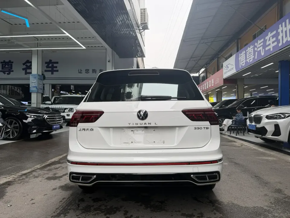 Volkswagen Tiguan L Tiguan L 2022 330TSI Automatic 2WD R-Line Enjoy Edition 2022 — миниатюра 2