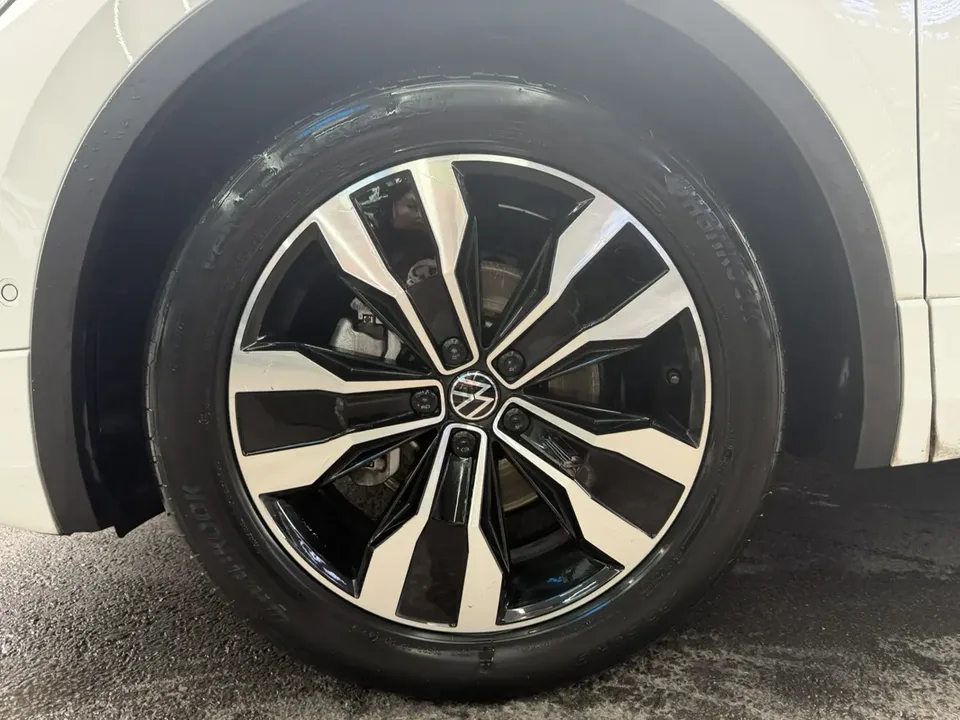 Volkswagen Tiguan L Tiguan L 2022 330TSI Automatic 2WD R-Line Enjoy Edition 2022 — миниатюра 3