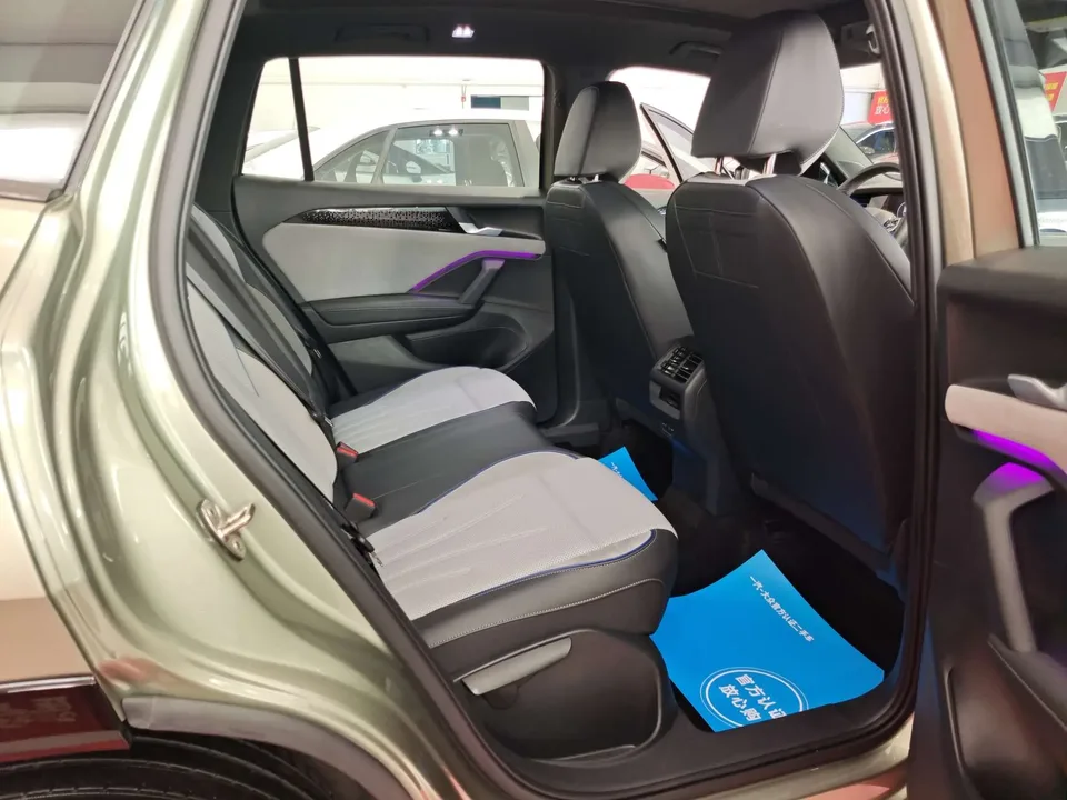 Volkswagen Tayron 2026 Tayron L 380TSI 4WD Luxury Easy Package 2025 — миниатюра 3