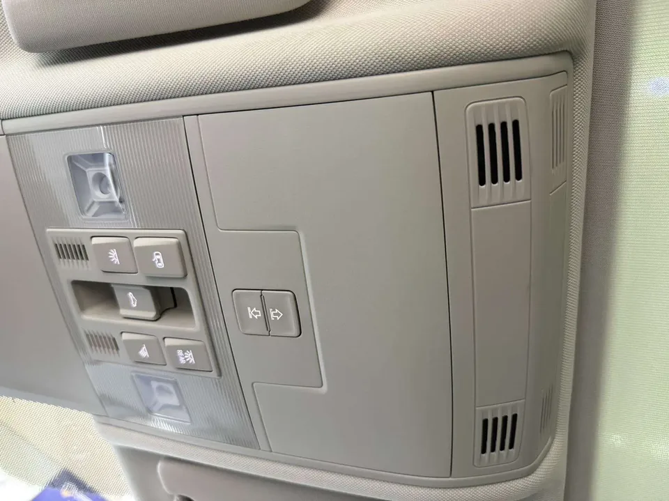 Volkswagen Tayron Tanyue 2023 280TSI 2WD Luxury Plus Advanced Edition 2023 — миниатюра 3