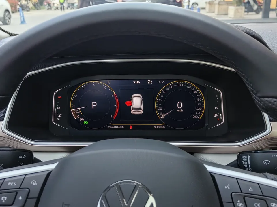 Volkswagen Tharu 300TSI 2WD Full Moon Edition 2024 — миниатюра 3