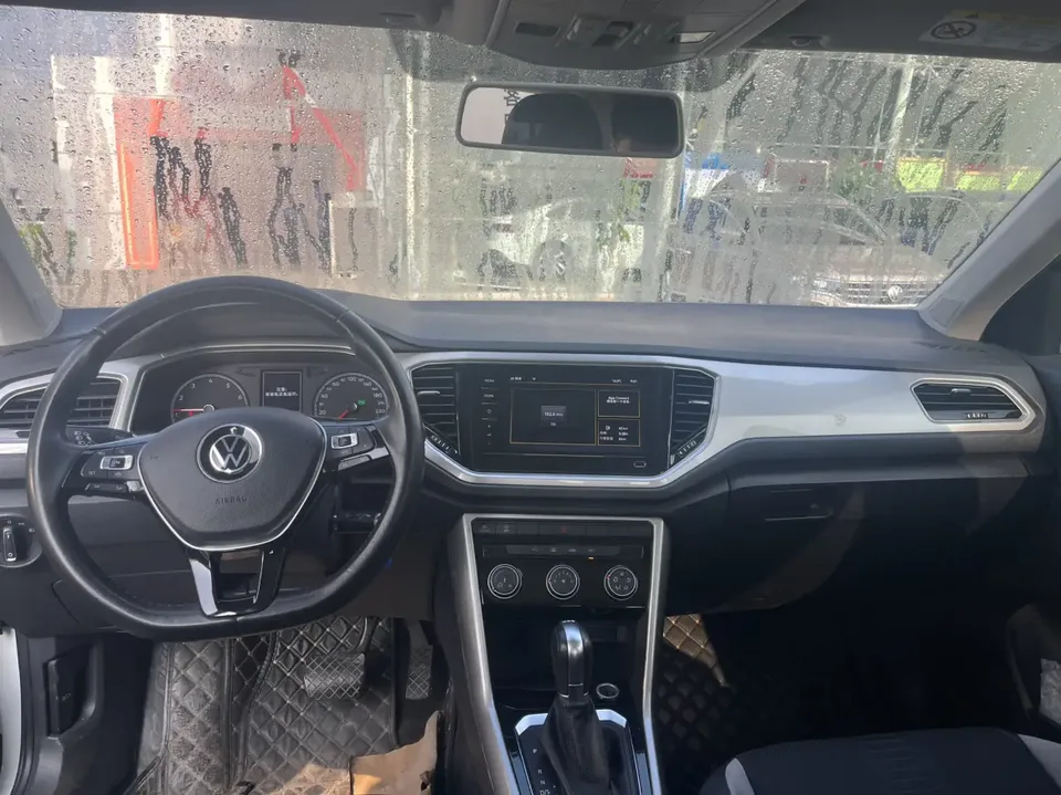 Volkswagen T-Roc 2021 Tangeu 280TSI DSG Two-Wheel Drive Elite Smart Edition 2022 — миниатюра 4