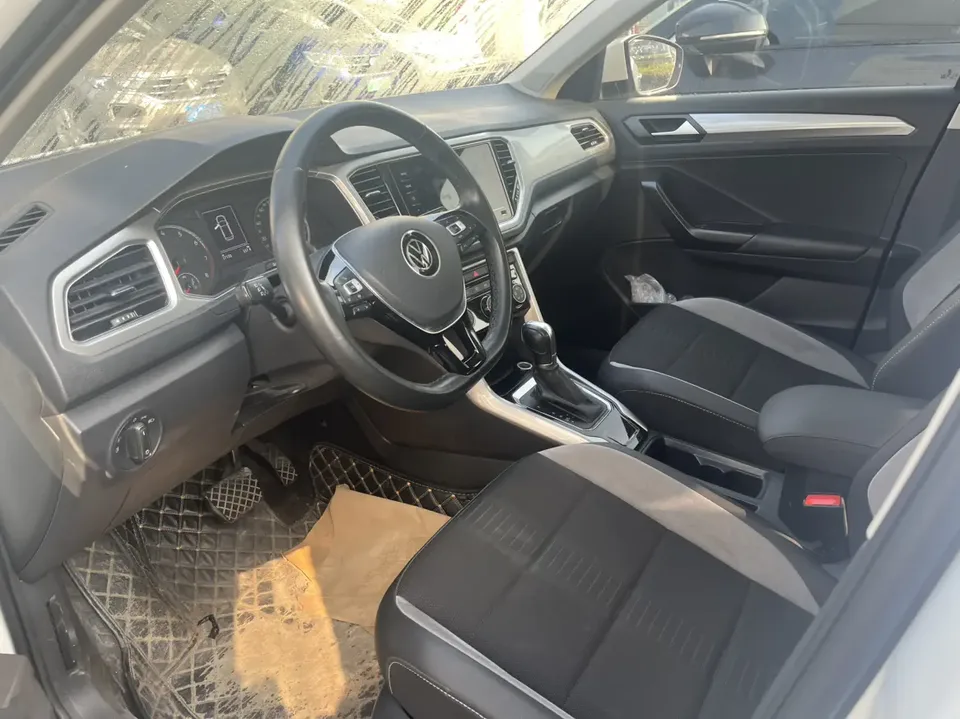 Volkswagen T-Roc 2021 Tangeu 280TSI DSG Two-Wheel Drive Elite Smart Edition 2022 — миниатюра 5