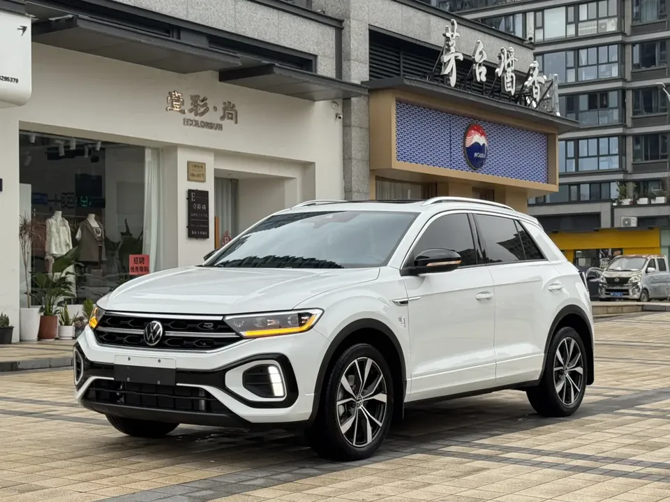 Volkswagen T-Roc 2024