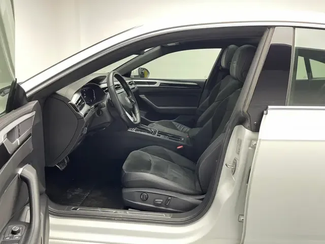 Volkswagen Arteon Volkswagen CC 2021 330TSI Dazzling Edition 2022 — миниатюра 5