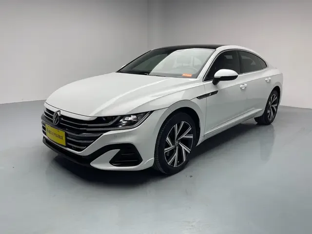 Volkswagen Arteon Volkswagen CC 2021 330TSI Dazzling Edition 2022 — фото 1, купить с доставкой в Москву