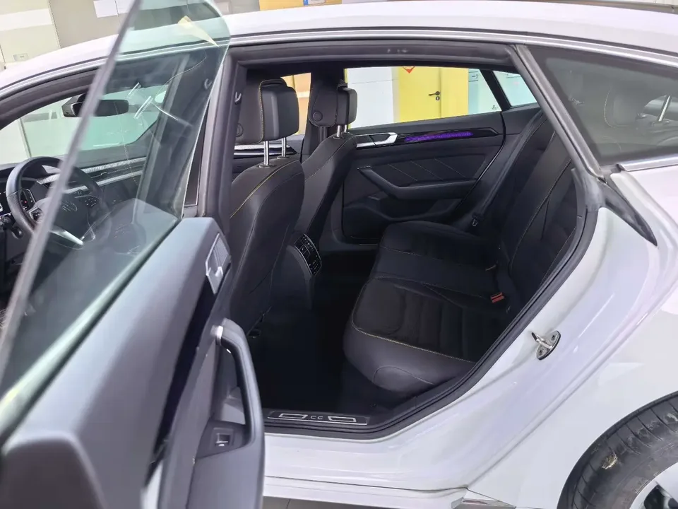 Volkswagen Arteon CC 2024 380TSI Eye-catching Edition 2024 — thumbnail 3