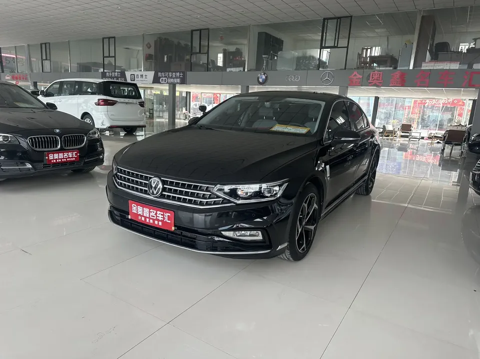 Volkswagen Magotan 2023