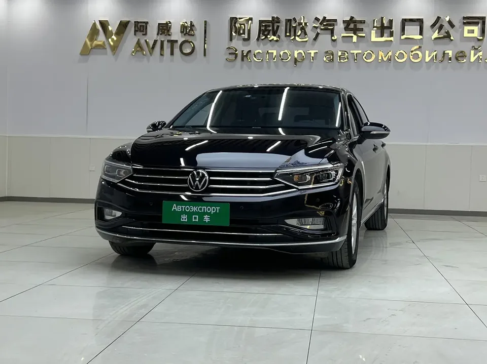 Volkswagen Magotan Magotan 2020 280TSI DSG Comfort Edition 2022 — фото 1, купить с доставкой в Москву