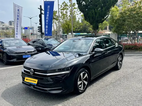 Volkswagen Magotan 2025 buy in Moscow