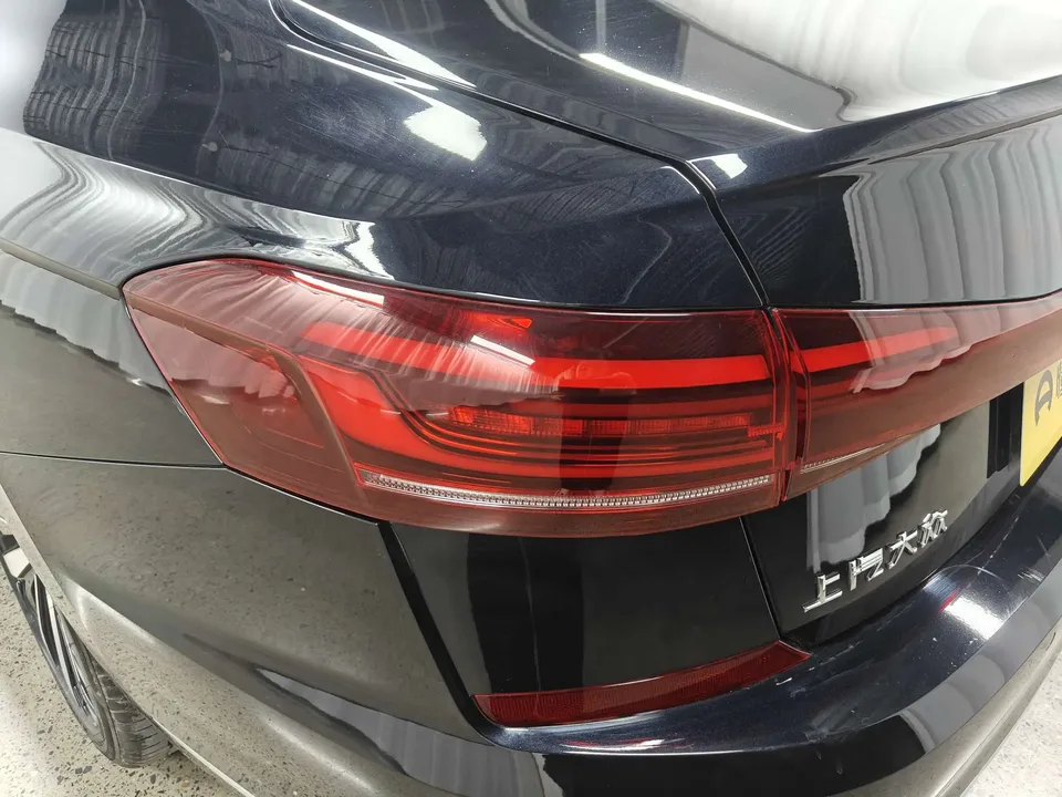 Volkswagen Passat Outstanding Model 380TSI Longteng Edition 2024 — миниатюра 4