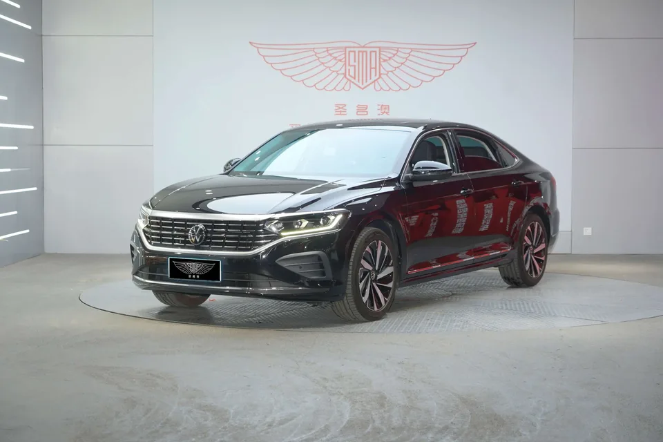 Volkswagen Passat 2025