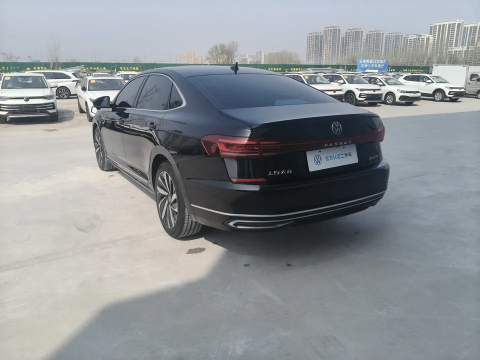 Volkswagen Passat Passat 2023 330TSI Elite Edition 2024 — миниатюра 3