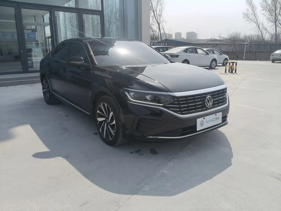 Volkswagen Passat 2024