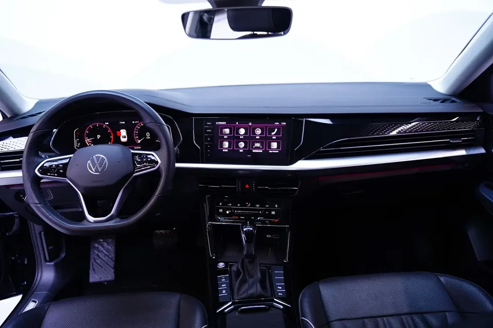 Volkswagen Passat Passat 2024 330TSI Elite Edition 2024 — миниатюра 3