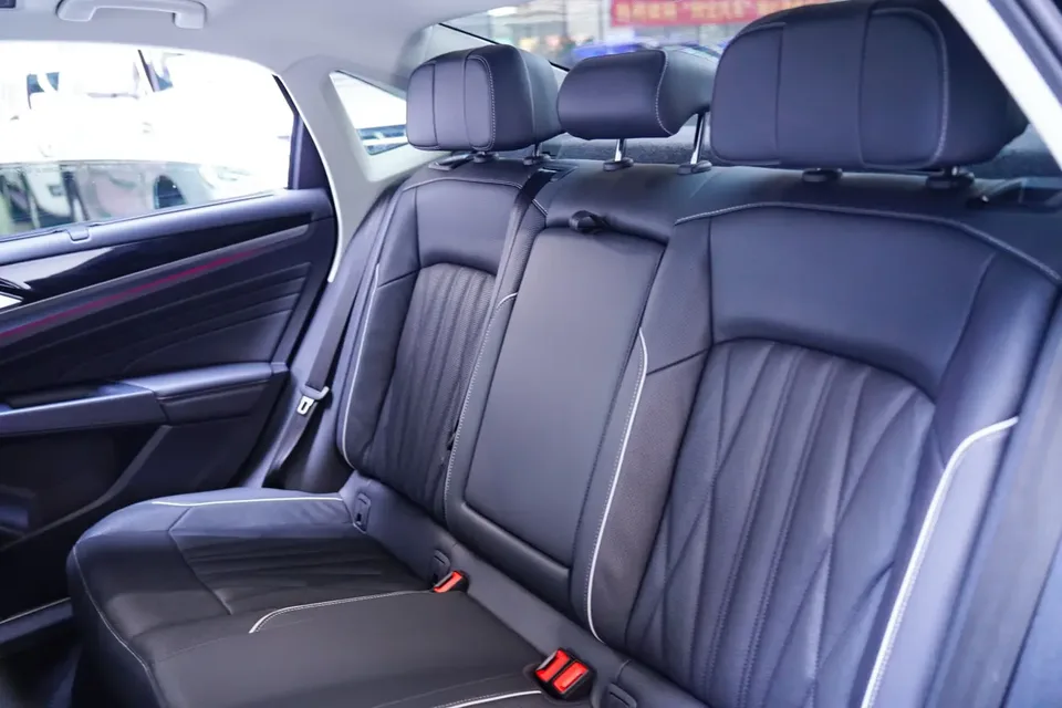 Volkswagen Passat Passat 2024 330TSI Elite Edition 2024 — миниатюра 4