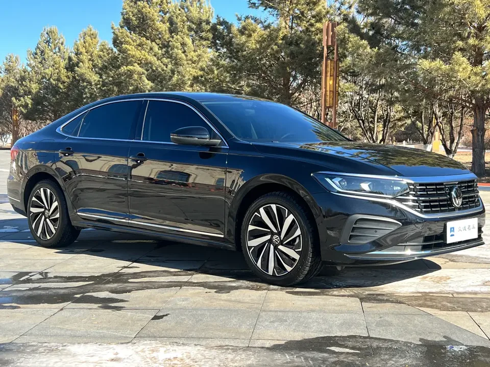 Volkswagen Passat Passat 2024 330TSI Elite Edition 2025 — миниатюра 3