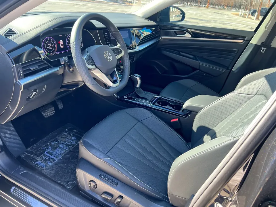 Volkswagen Passat Passat 2024 330TSI Elite Edition 2025 — миниатюра 4
