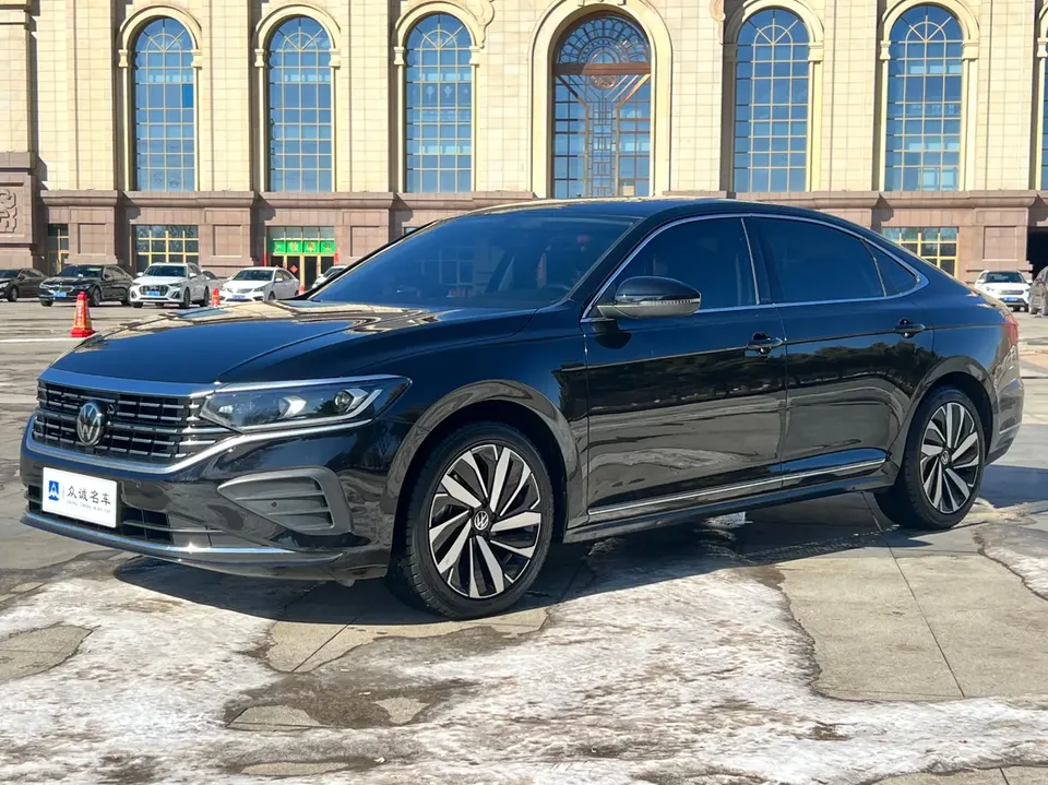Volkswagen Passat 2025