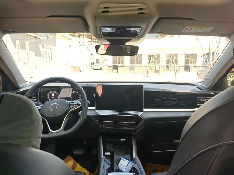 Volkswagen Passat Passat 2025 Pro 380TSI Starry Sky Dragon Edition 2025 — миниатюра 3