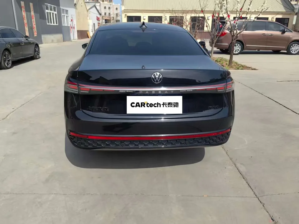 Volkswagen Passat Passat 2025 Pro 380TSI Starry Sky Dragon Edition 2025 — миниатюра 4