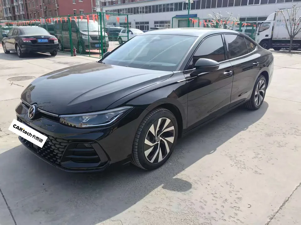 Volkswagen Passat 2025