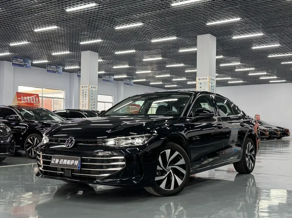 Volkswagen Passat 2025