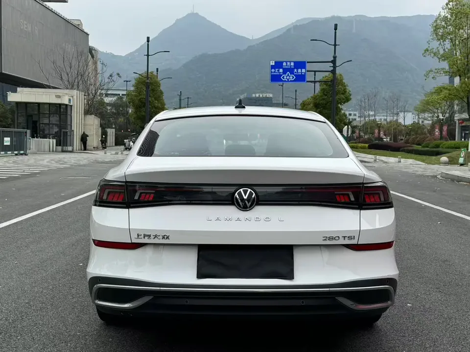 Volkswagen Lamando Lingdu 2022 Lingdu Lingdu L 280TSI DSG Cool Edition 2023 — thumbnail 2