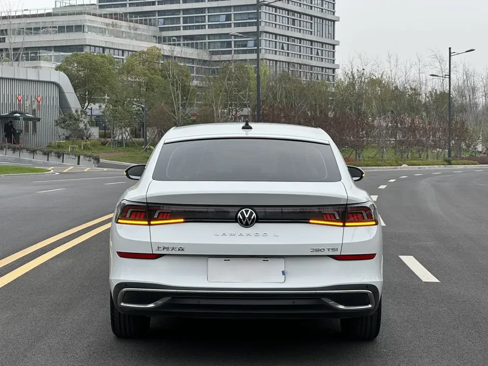 Volkswagen Lamando Lingdu 2023 Lingdu L 280TSI DSG Cool Edition 2023 — миниатюра 2