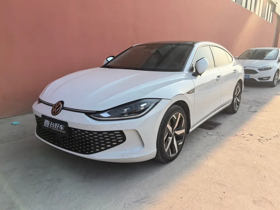 Volkswagen Lamando Lingdu Lingdu L 280TSI DSG Cool Edition 2022 — фото 1, купить с доставкой в Москву
