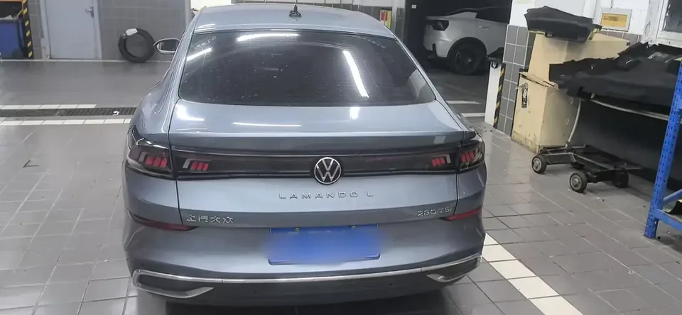 Volkswagen Lamando Lingdu Lingdu L 280TSI DSG Cool Edition 2022 — миниатюра 2