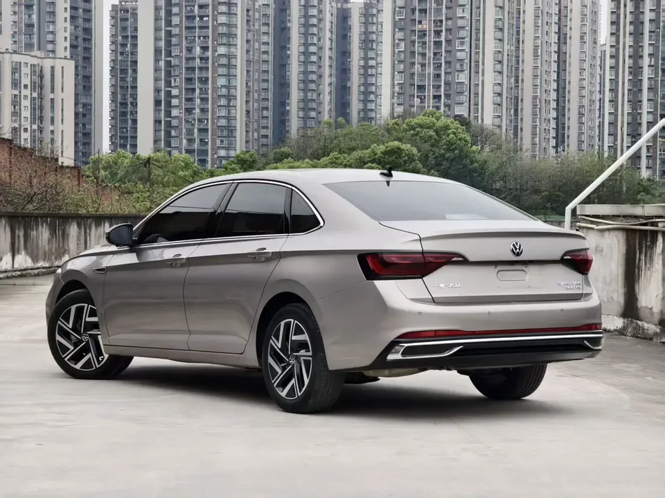 Volkswagen Sagitar Sagitar 300TSI DSG Beyond Edition 2025 — миниатюра 2