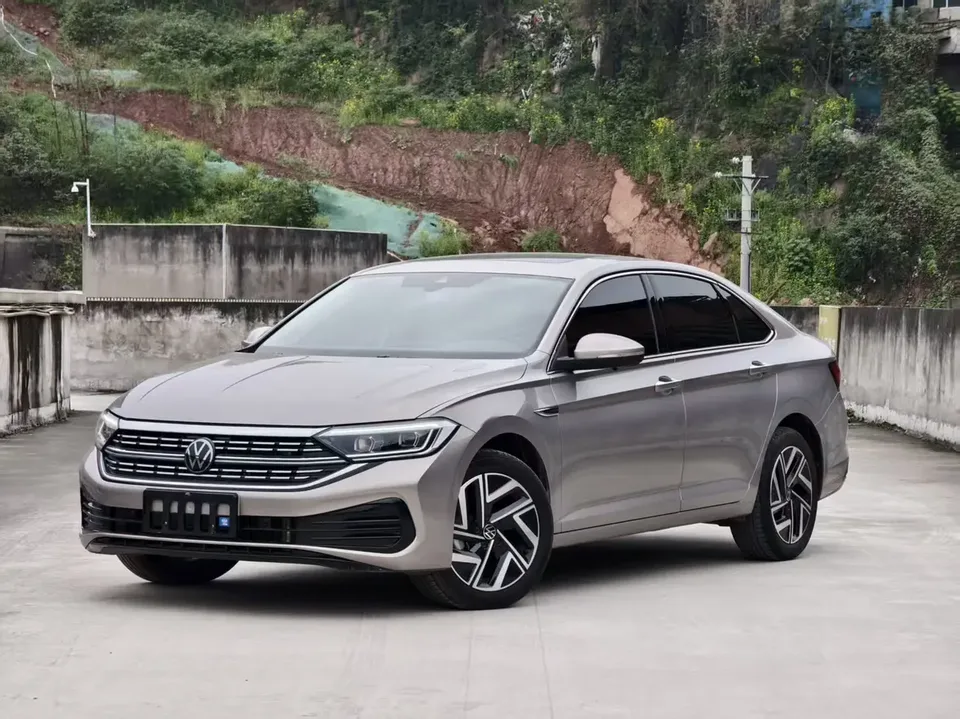 Volkswagen Sagitar 2025