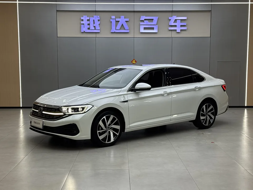 Volkswagen Sagitar 2023