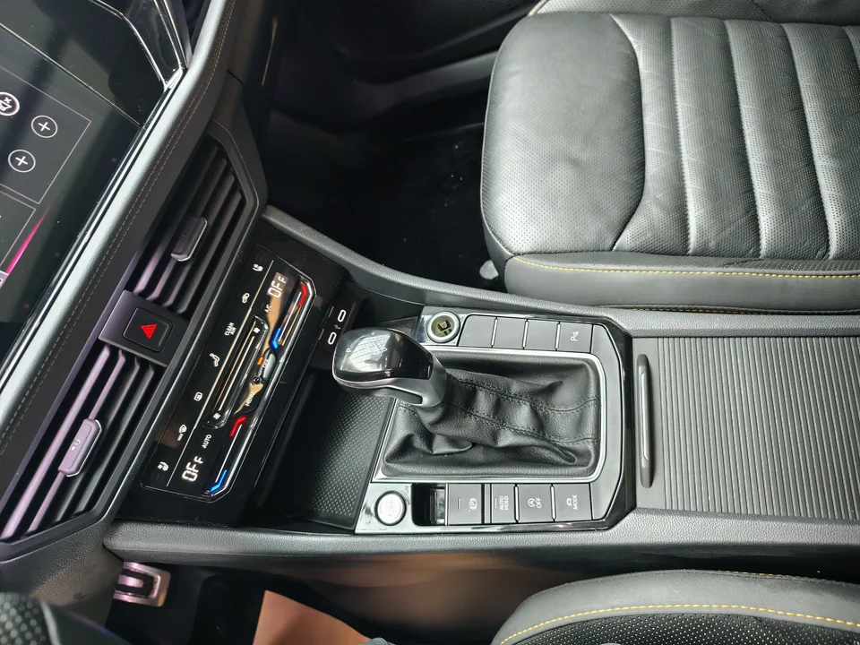 Volkswagen Sagitar 2021 Sagitar 280TSI DSG Flagship Smart Edition 2022 — миниатюра 4