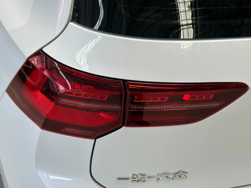 Volkswagen Golf Golf 2021 280TSI DSG R-Line 2022 — миниатюра 3