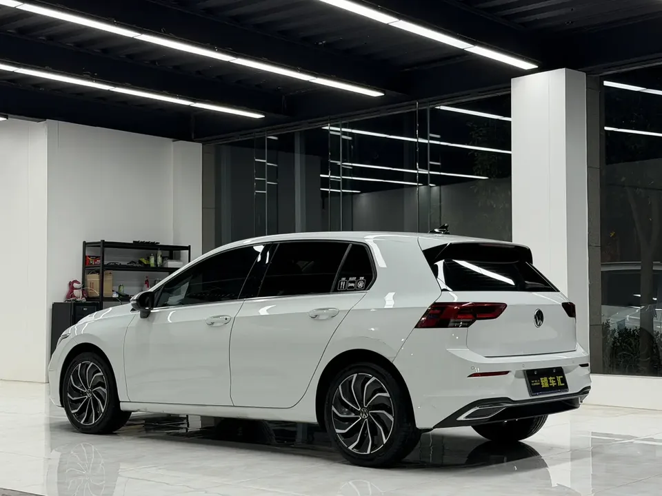 Volkswagen Golf golf 2023 280TSI DSG Pro 2023 — thumbnail 2
