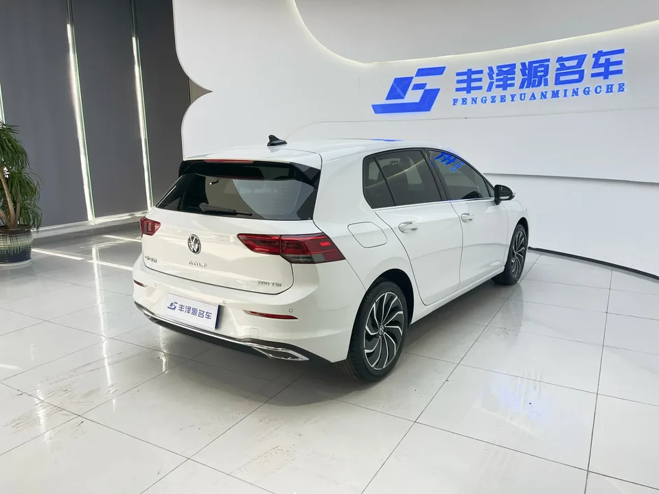 Volkswagen Golf Golf 2021 200TSI DSG Pro 2022 — миниатюра 5