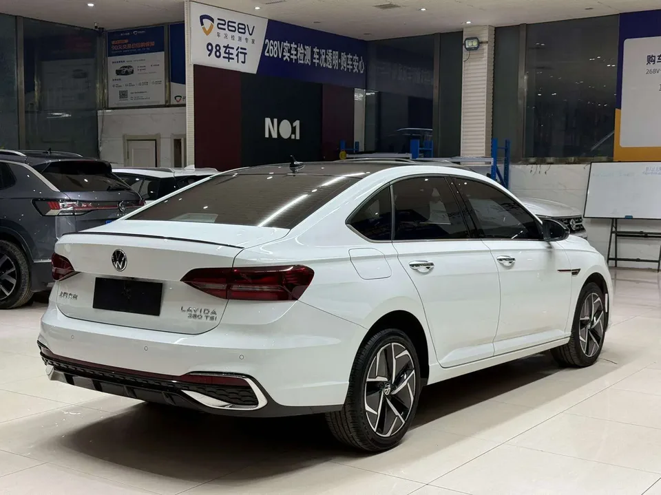 Volkswagen Lavida Lavida 2023 280TSI DSG Starry Sky Forever Edition 2022 — миниатюра 2