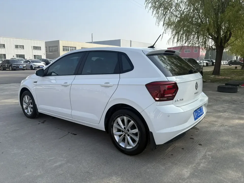 Volkswagen Polo Polo 2023 Plus 1.5L Automatic Colorful Technology Edition 2023 — миниатюра 4