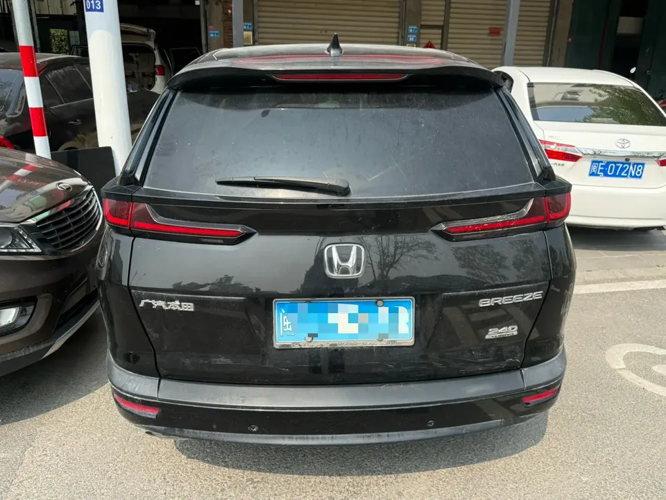 Honda Breeze 240TURBO CVT 2WD Luxury Edition 2022 — миниатюра 5