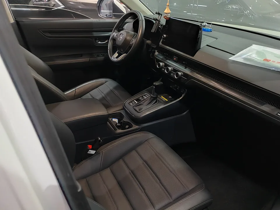 Honda CR-V Honda CR-V 2023 240TURBO CVT 2WD 7-seater version 2023 — миниатюра 2