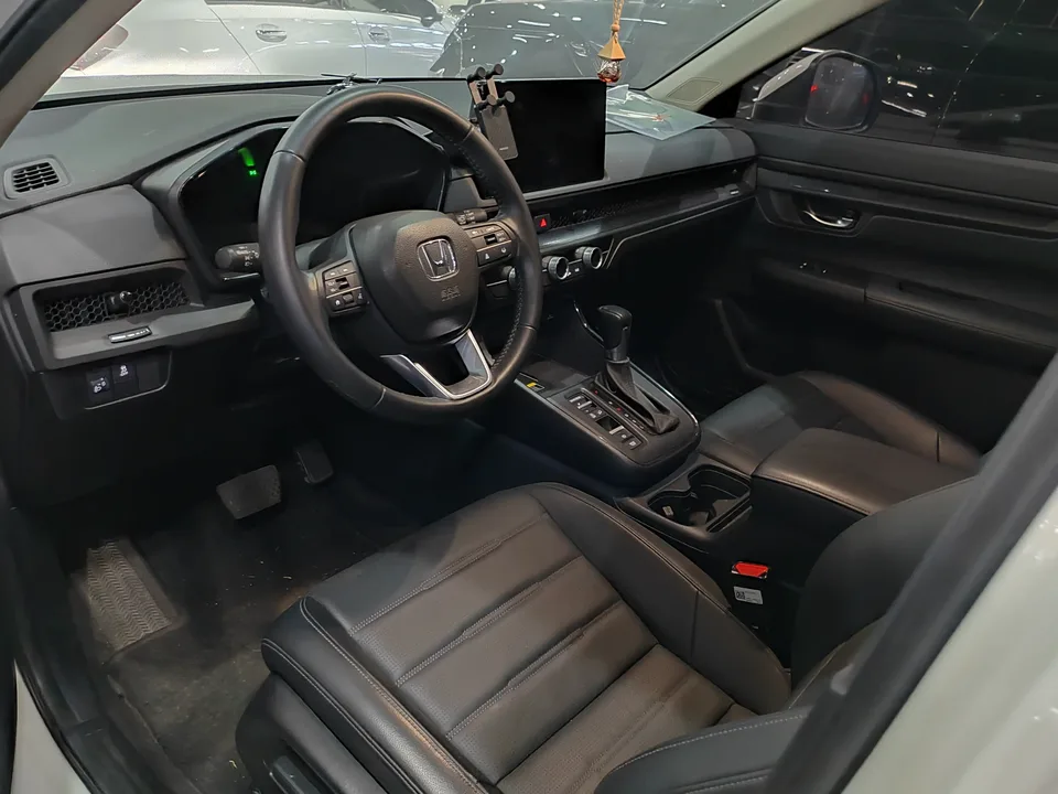 Honda CR-V Honda CR-V 2023 240TURBO CVT 2WD 7-seater version 2023 — миниатюра 5