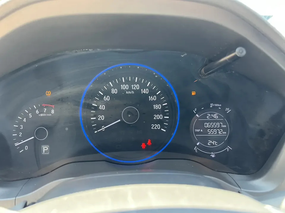 Honda VEZEL 1.5L CVT Elite Edition 2022 — миниатюра 3