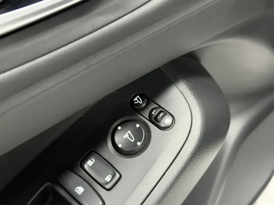 Honda VEZEL Binzhi 2023 1.5L CVT Elite Edition 2023 — thumbnail 3