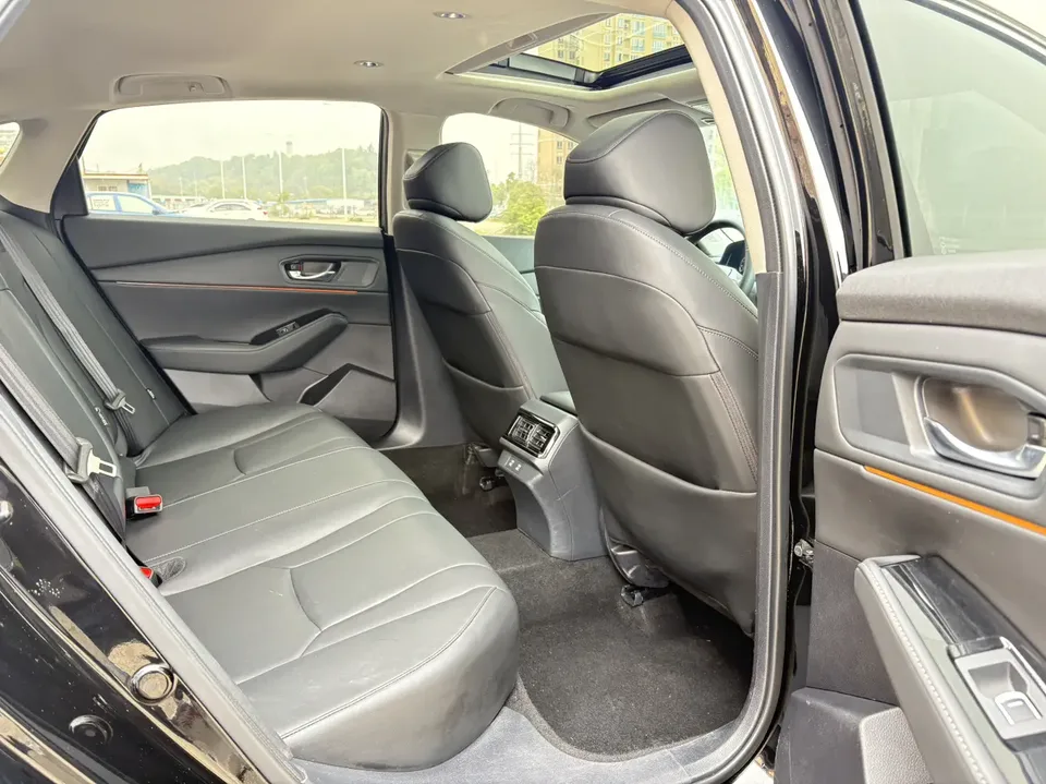 Honda Accord Rui T 260TURBO Deluxe Edition 2024 — миниатюра 4