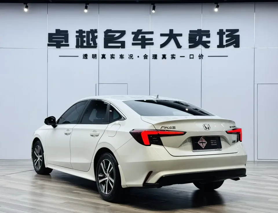 Honda Integra 240TURBO CVT Technology Edition 2024 — миниатюра 2