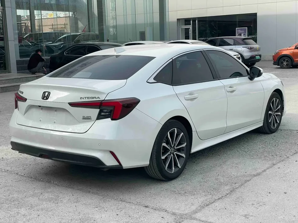 Honda Integra 240TURBO CVT Smart Edition 2024 — миниатюра 4