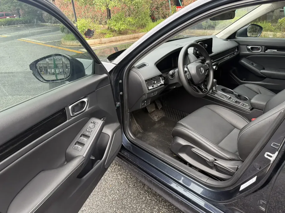 Honda CIVIC Civic 240TURBO CVT Dynamic C-position Customer Special Edition 2024 — миниатюра 3